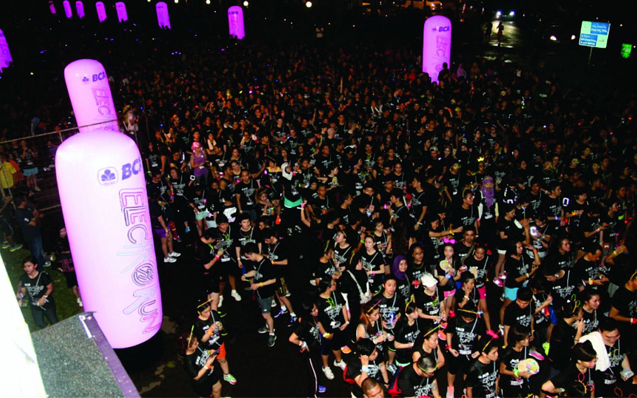 balon lighting night run